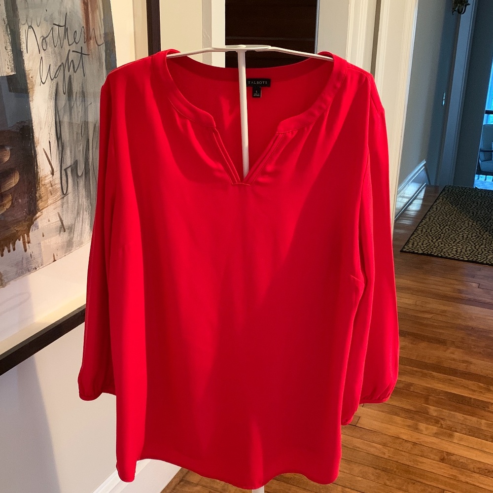 Talbots red flowy wide arm blouse. Never worn retsil 109.50